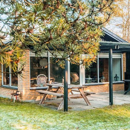 2 Person Holiday Home In Tarm Fjerbæk Exterior photo