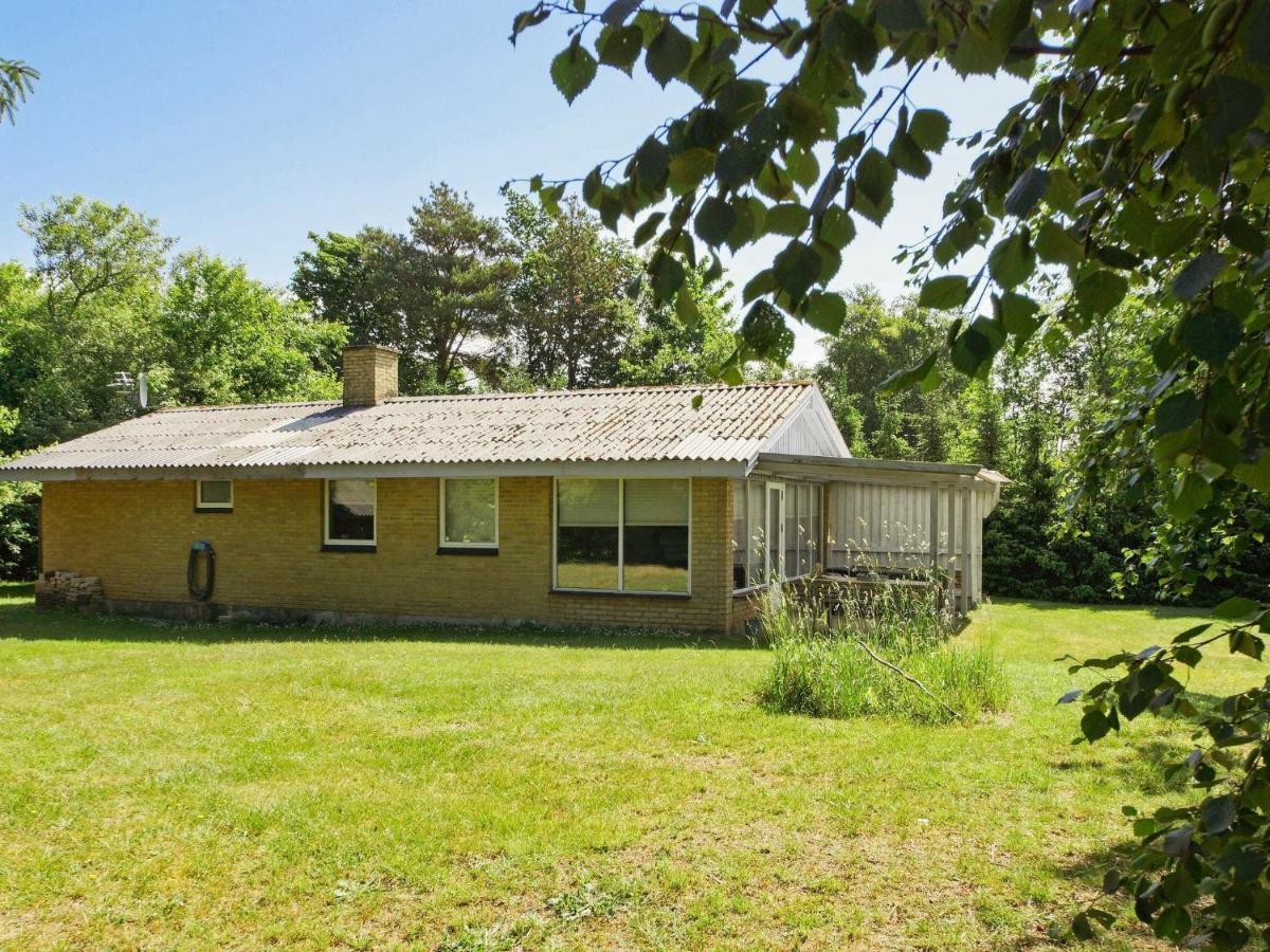 2 Person Holiday Home In Tarm Fjerbæk Exterior photo